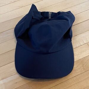 Black LuluLemon Ponytail Cap